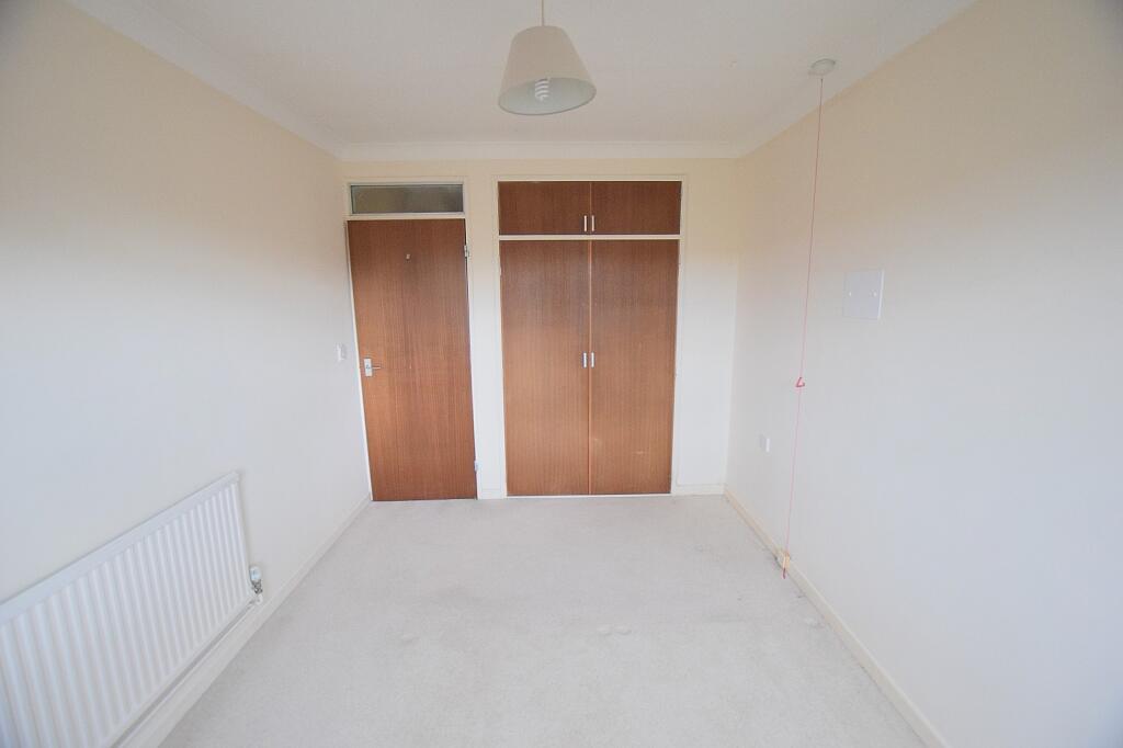Additional image 7 of Barton Court Road, New Milton, Hampshire. BH25 6NP