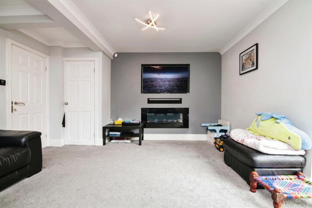 Additional image 3 of Newton Gardens, BIRMINGHAM