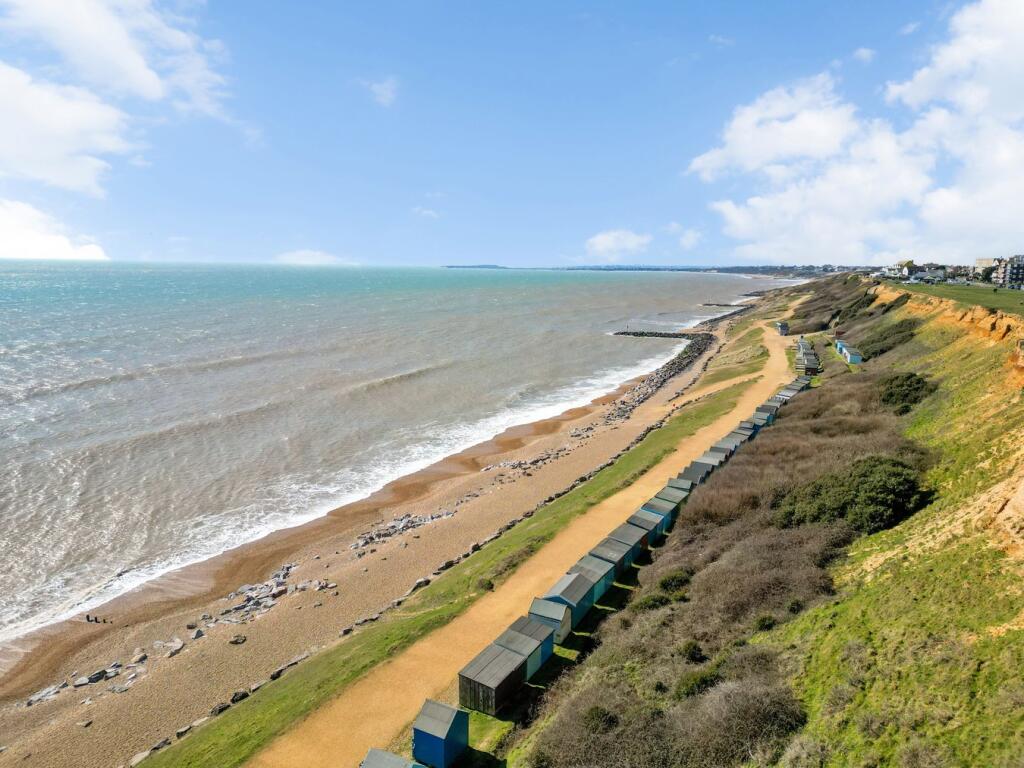 Additional image 25 of Marine Drive East, Barton on Sea, BH25