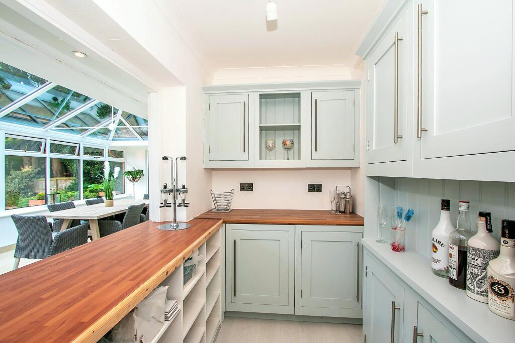 Additional image 15 of Matchams