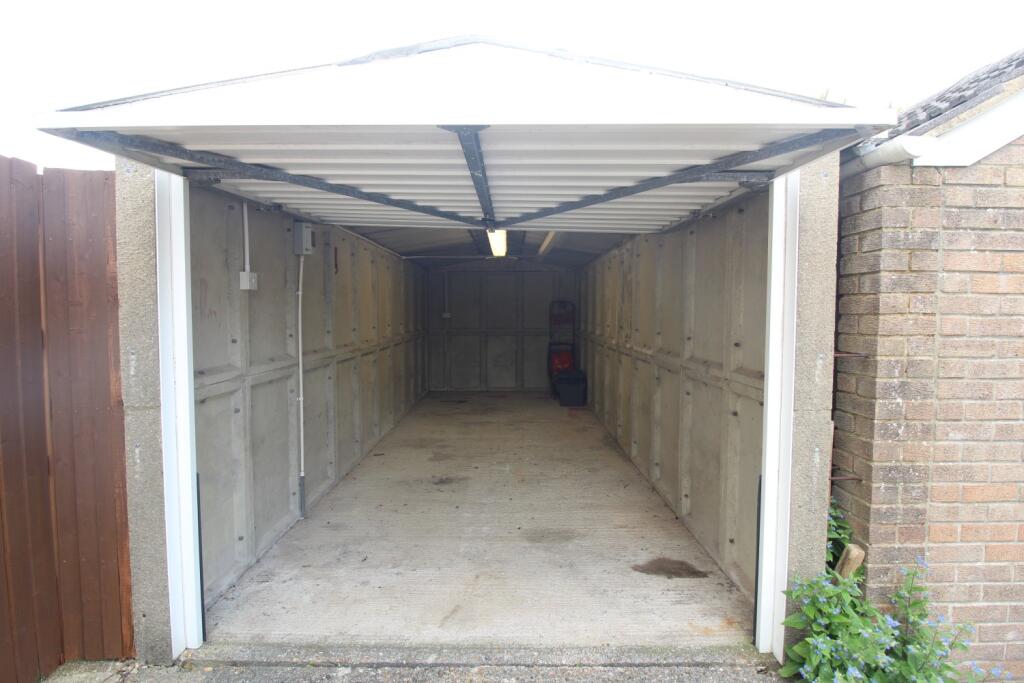 Additional image 15 of Thornhill Avenue, Brighton, East Sussex