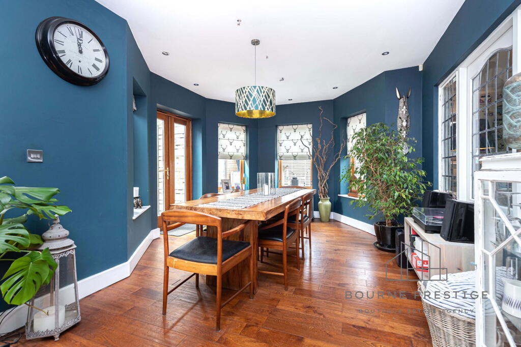 Additional image 13 of St Albans Ave, Queens Park