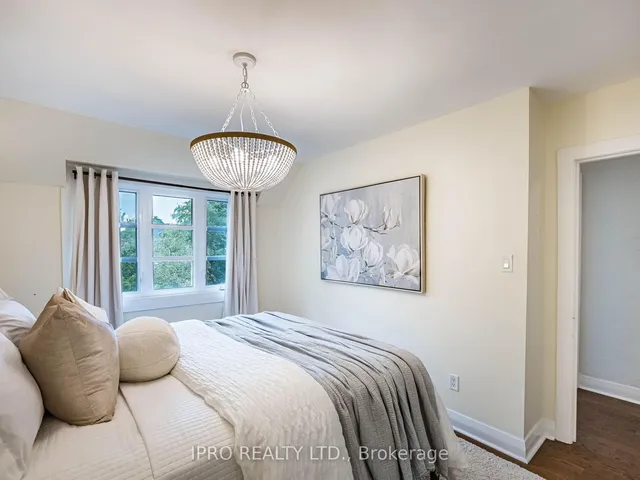 Additional image 28 of 91 Eighth St