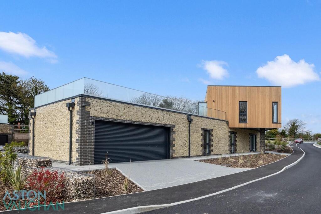 Additional image 36 of Chalky Field Close, Ovingdean, Brighton