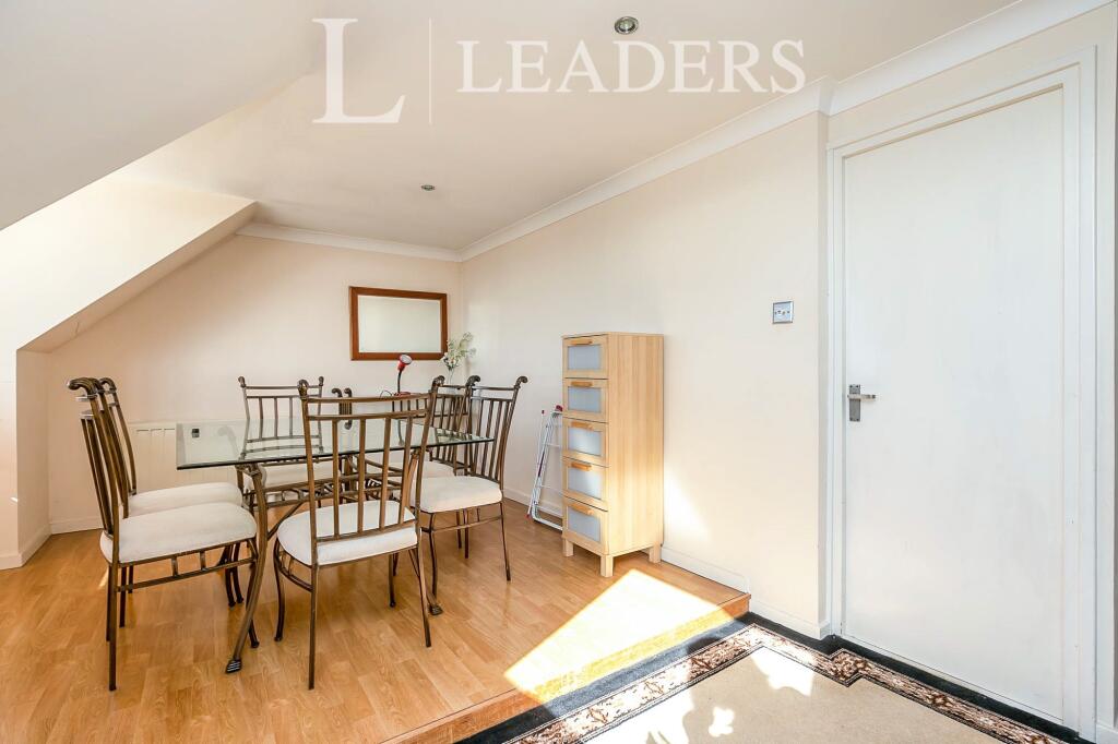 Additional image 4 of Langney Point