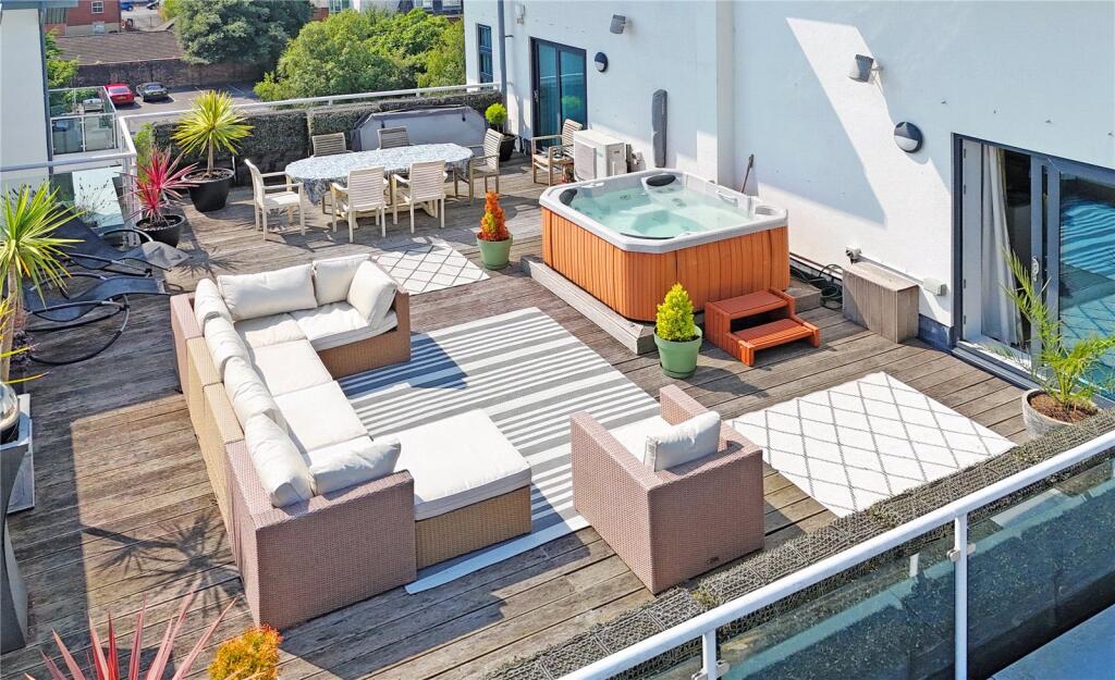 Additional image 2 of Boscombe Spa Road, Boscombe, Bournemouth, Dorset, BH5