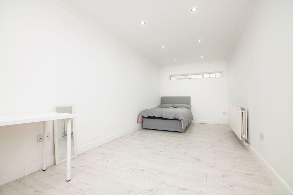 Additional image 10 of Heronfield Close, Redditch