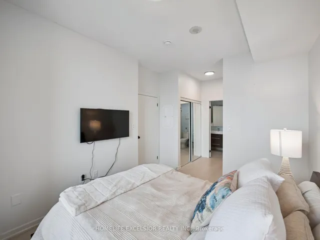 Additional image 31 of 70 Forest Manor Rd Unit PH3603