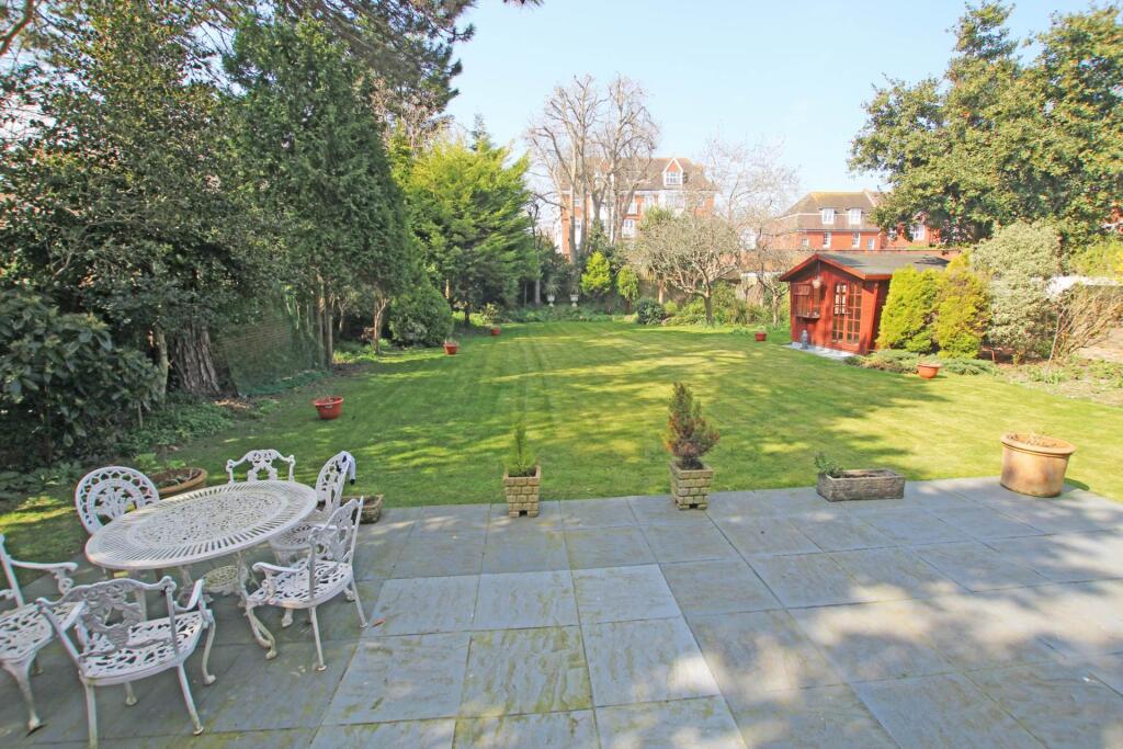 Additional image 3 of Grassington Road, Eastbourne, BN20 7BJ