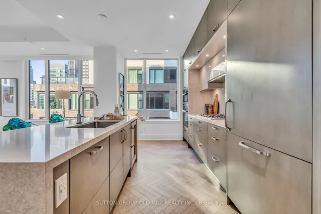 Additional image 15 of 455 Wellington St Unit 711