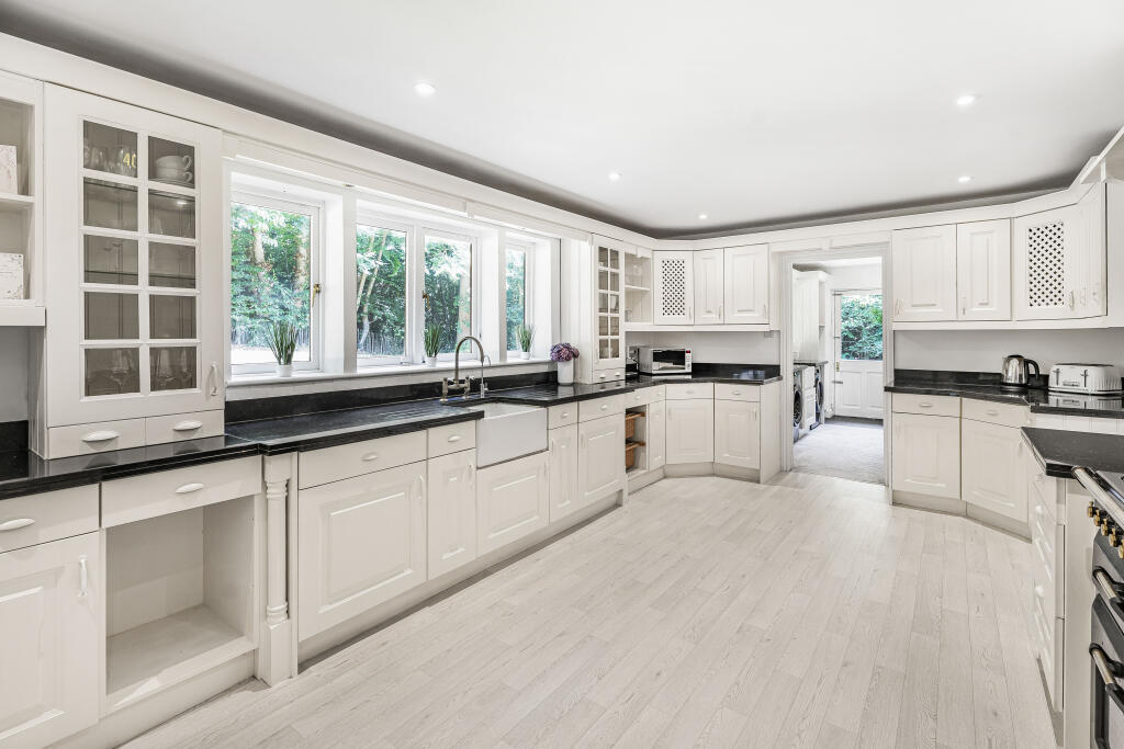 Additional image 41 of Orchard Road, Tewin, Welwyn, AL6