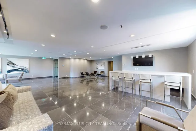 Additional image 31 of 8 Park Rd Unit 2515