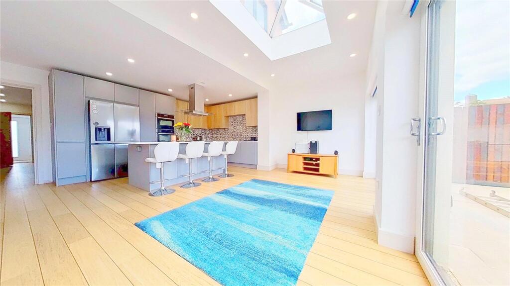 Additional image 25 of Brighton Road, Lancing, West Sussex, BN15