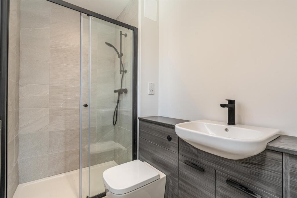 Additional image 12 of 9 Meadow Gate, Angmering