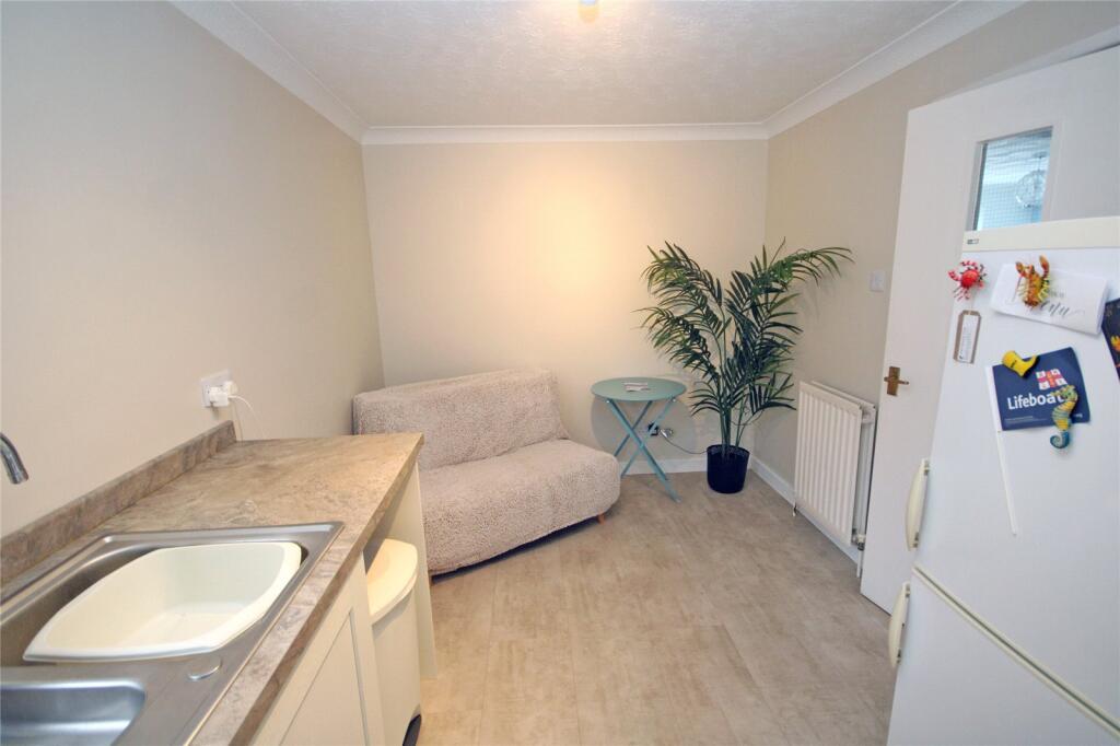 Additional image 7 of Marine Drive East, Barton on Sea, New Milton, Hampshire, BH25