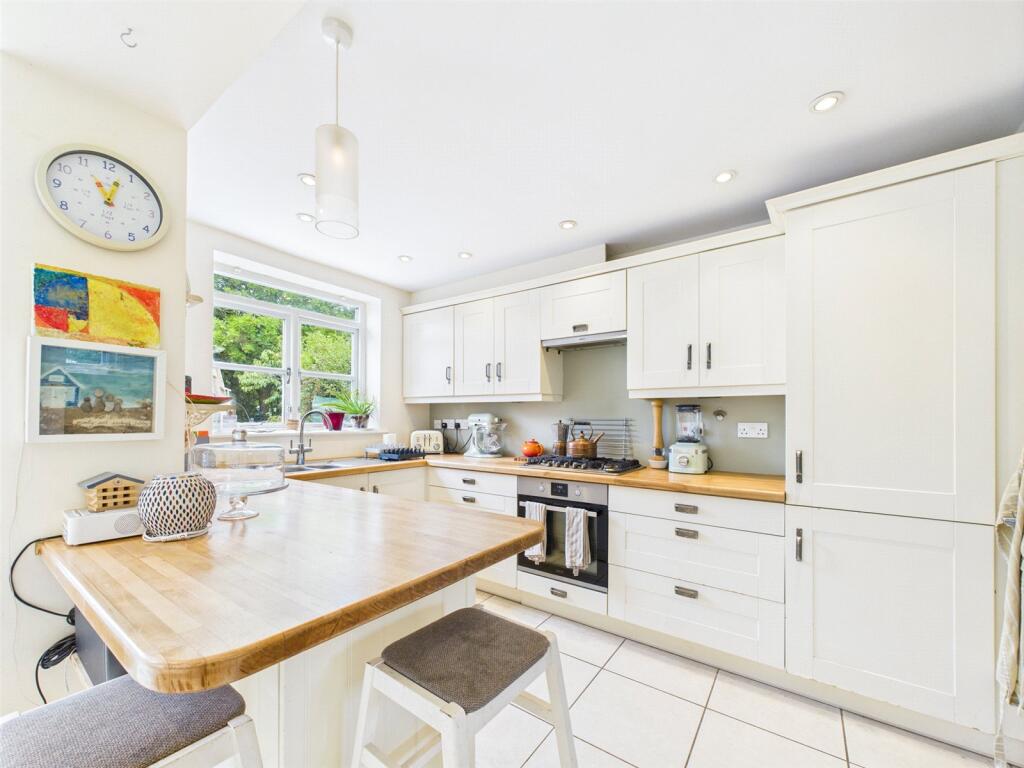 Additional image 16 of Croft Road, Neacroft, Christchurch, Dorset, BH23