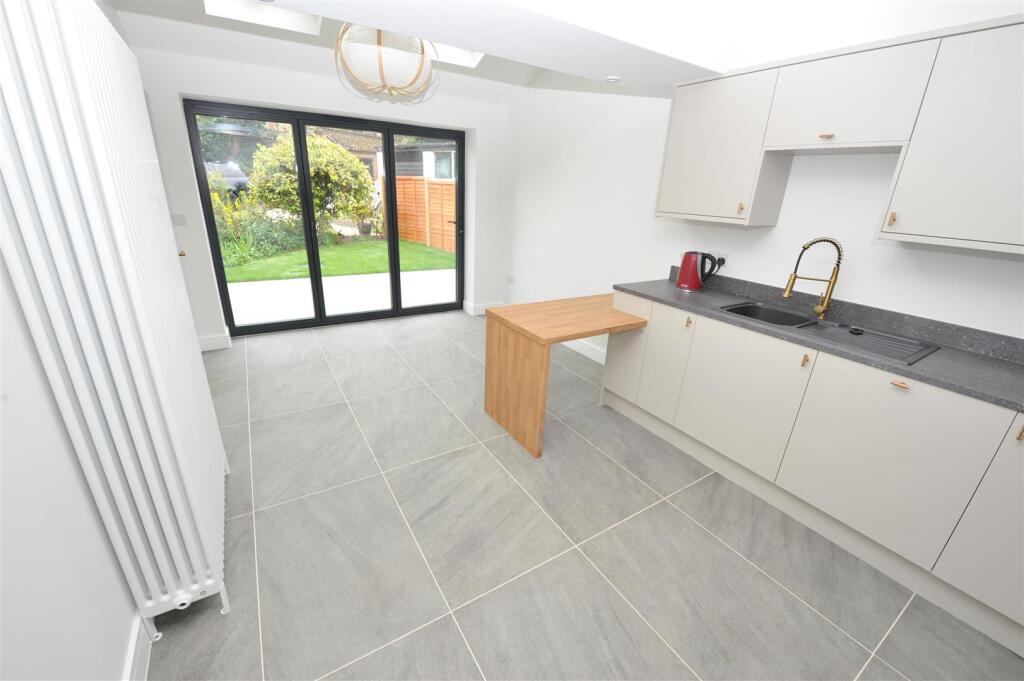 Additional image 4 of Leeds Road, Eccleshill