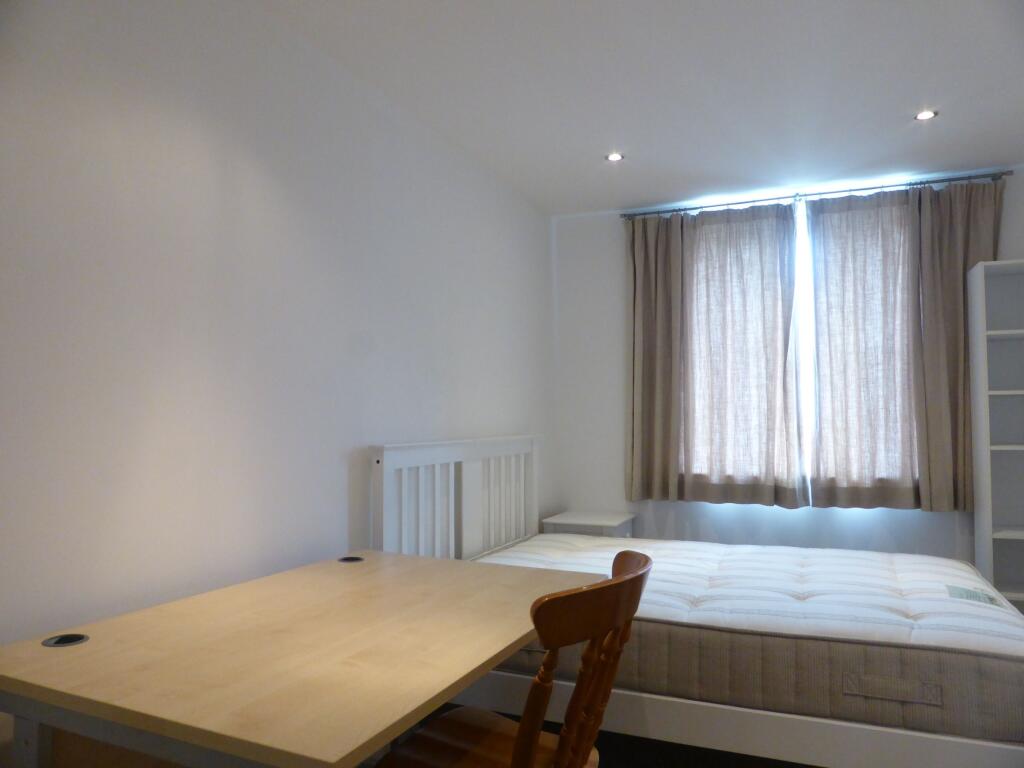 Additional image 12 of Horsted Court - P1254