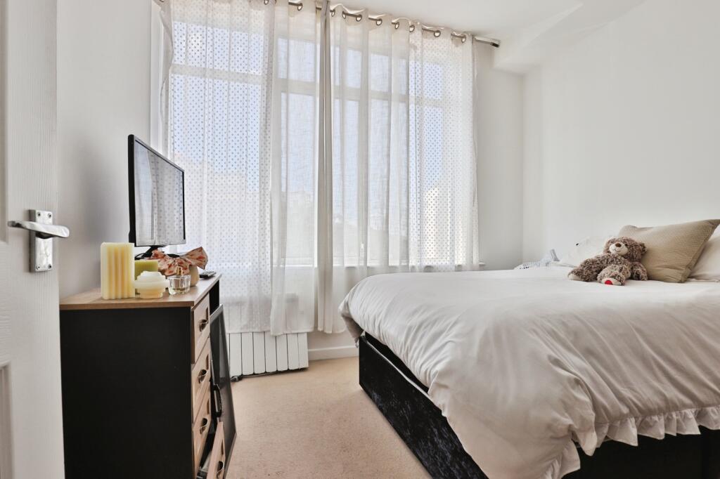 Additional image 10 of Sea Road, Boscombe, Bournemouth, Dorset, BH5