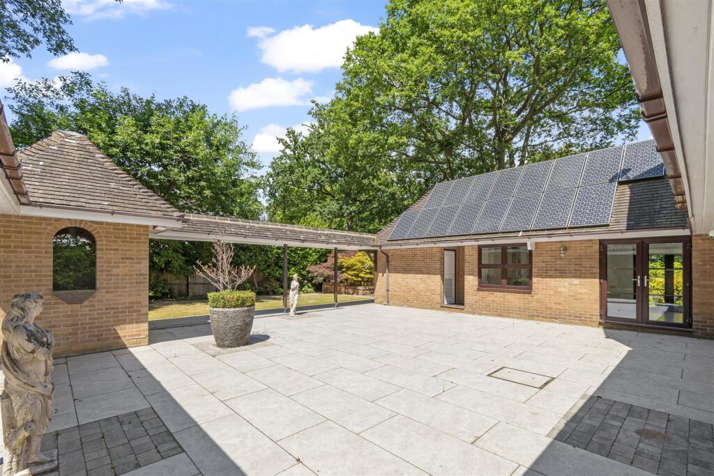 Additional image 45 of Endwood Drive, Little Aston Park