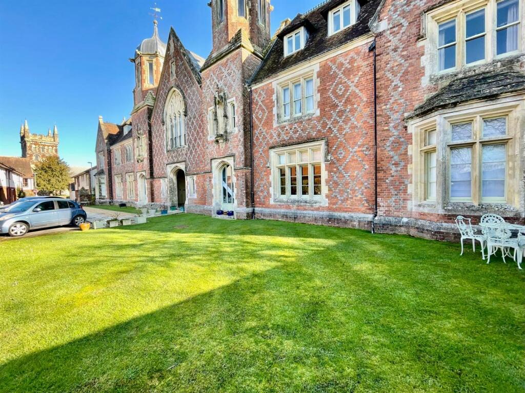 Additional image 3 of Grammar School Lane, Wimborne