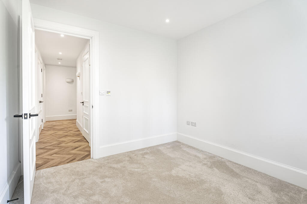 Additional image 11 of Mulberry Manor, New Road, Welwyn, Hertfordshire, AL6