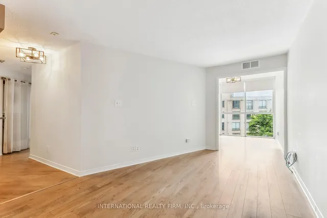 Additional image 8 of 801 King St Unit 628