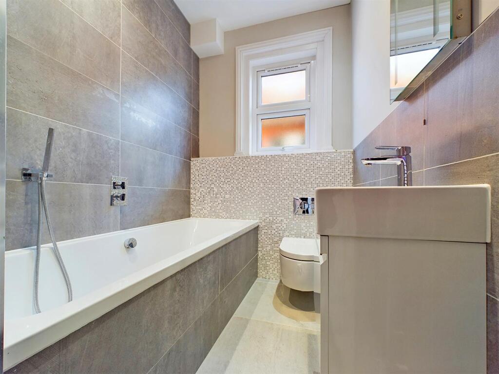 Additional image 23 of Grand Avenue, Bournemouth