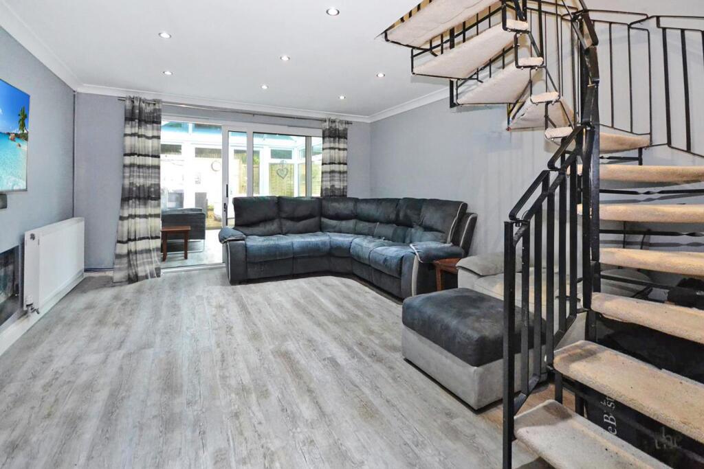 Additional image 12 of Cotswold Close, Verwood