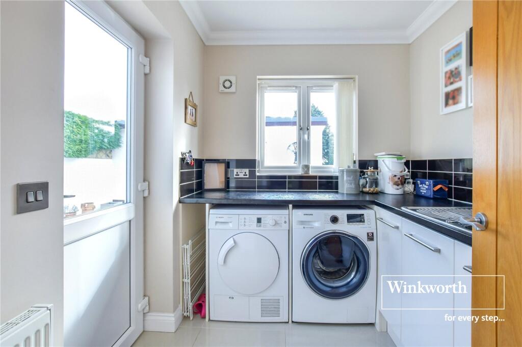 Additional image 7 of Lone Pine Drive, West Parley, Ferndown, Dorset, BH22