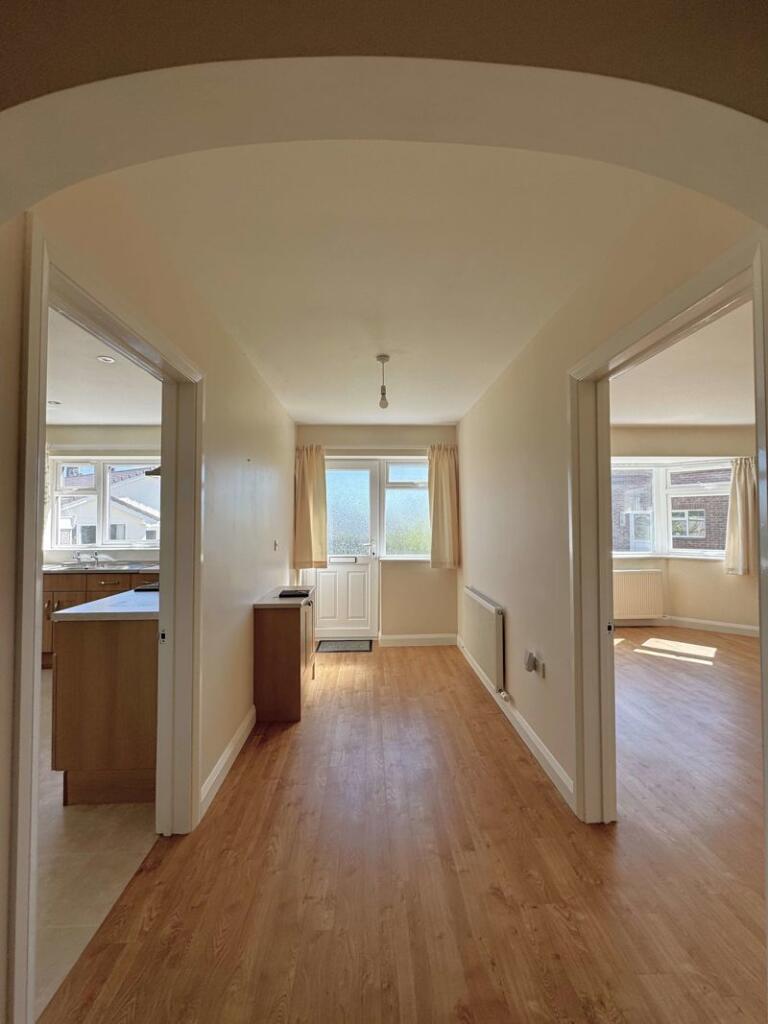 Additional image 11 of Spacious Bungalow With Potential To Convert Huge Loft Space Stpp - Quiet Location