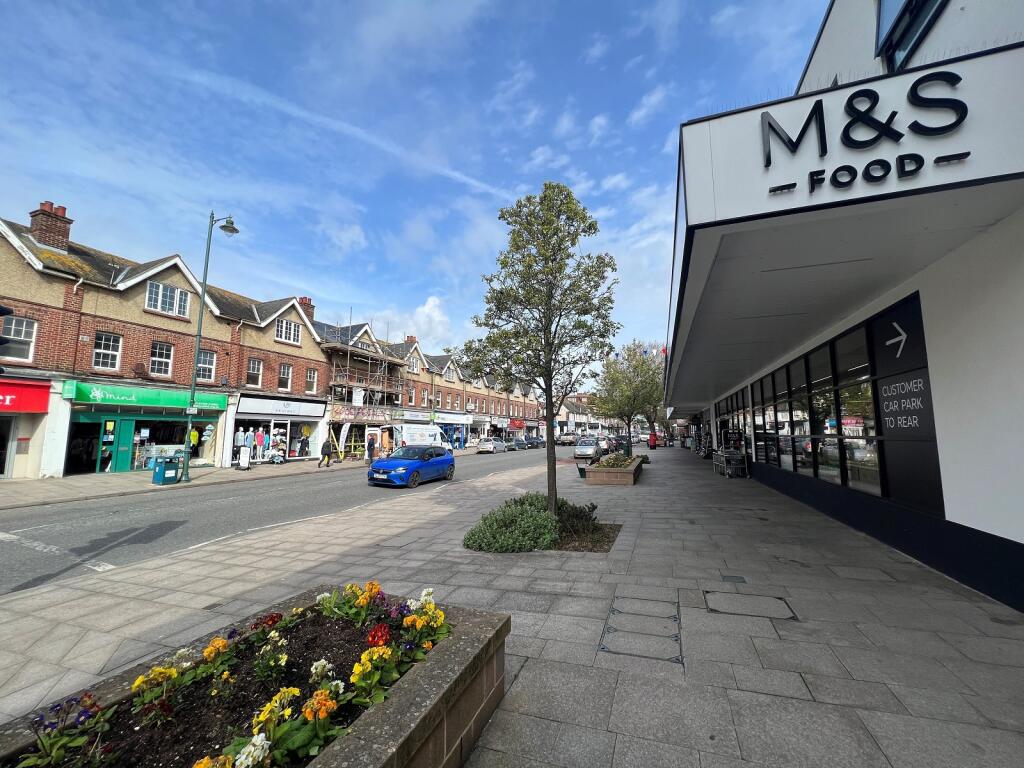 Additional image 12 of Eastlands, New Milton, Hampshire. BH25 5PH