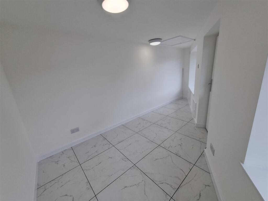 Additional image 4 of Vacant Unit, Wibsey, West Yorkshire