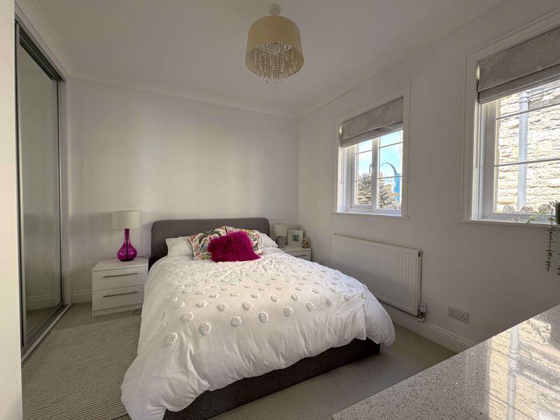 Additional image 16 of Superb Newly Renovated Ground Floor Garden Flat With Direct Sea Views