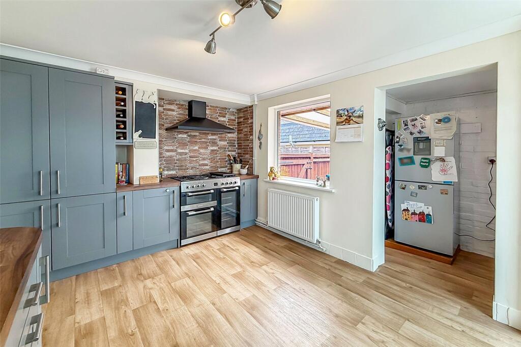 Additional image 7 of Grove Crescent, Littlehampton, West Sussex