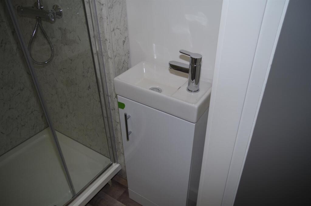 Additional image 21 of Mayfield Avenue, Bolton