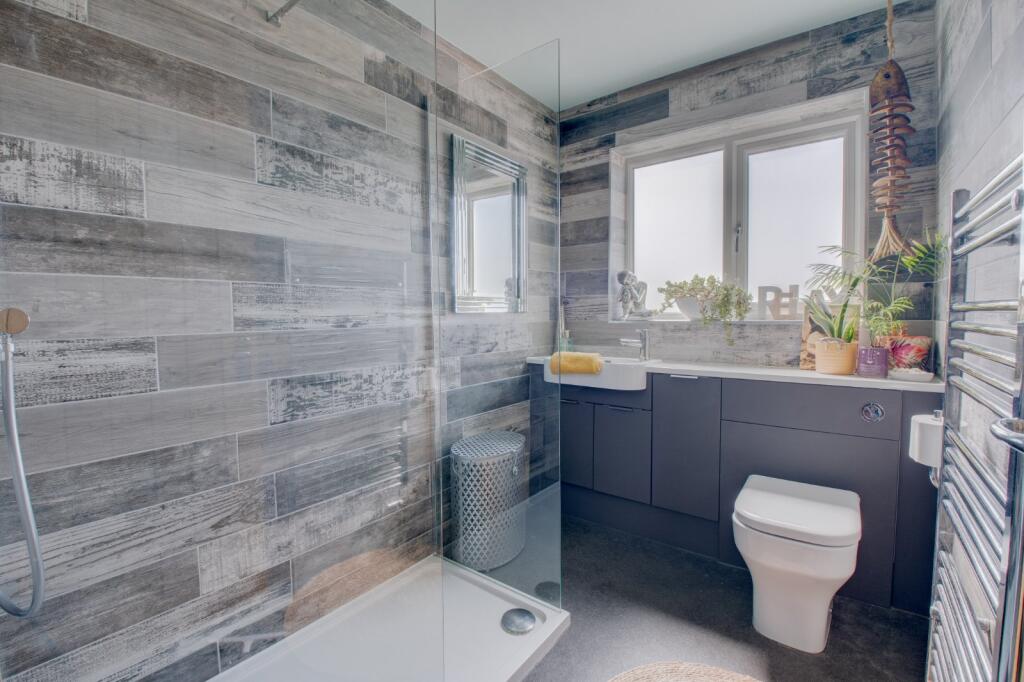 Additional image 16 of Warwick Hall Gardens, Bromsgrove, Worcestershire, B60