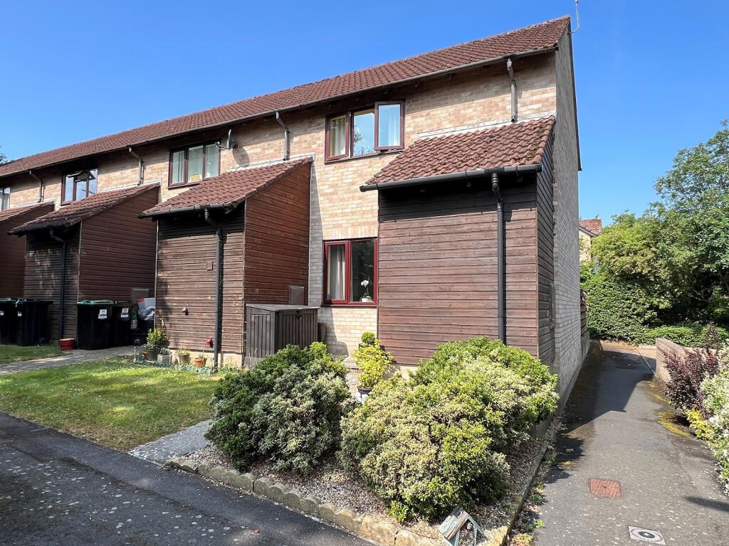 Additional image 11 of Eastlands, New Milton, Hampshire. BH25 5PH