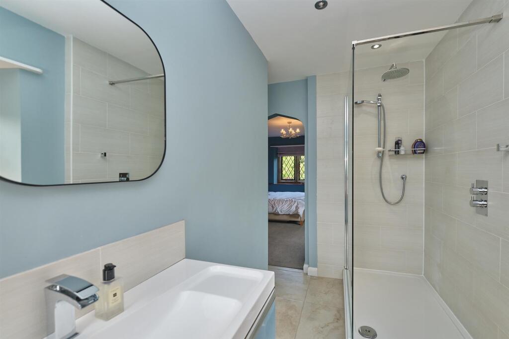 Additional image 21 of Avondale Road, Seaford