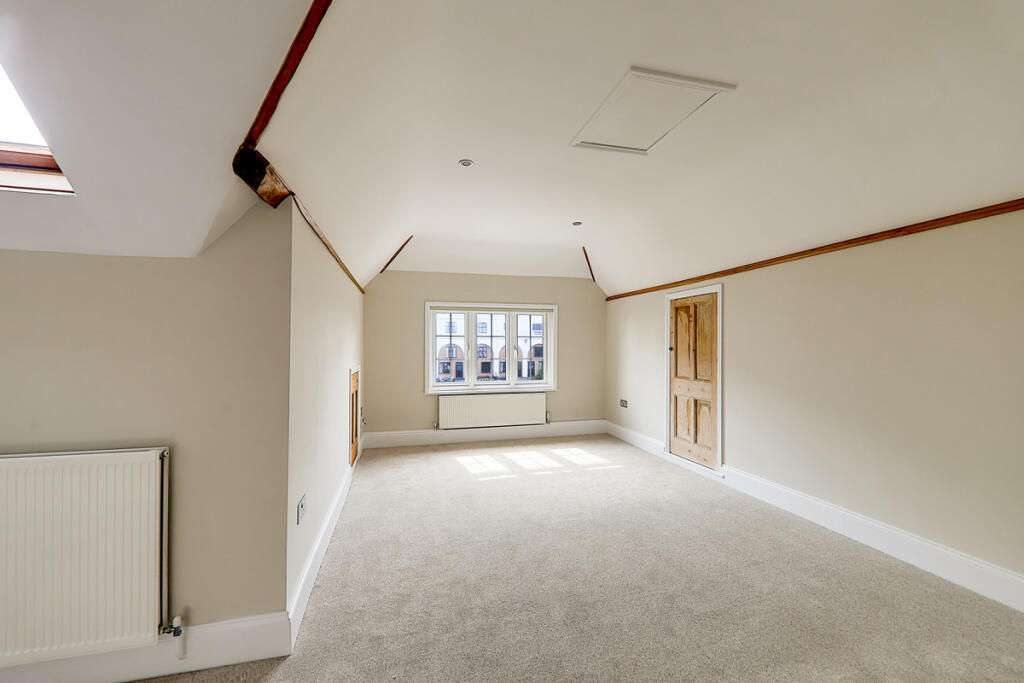 Additional image 20 of Grand Avenue, Worthing, BN11