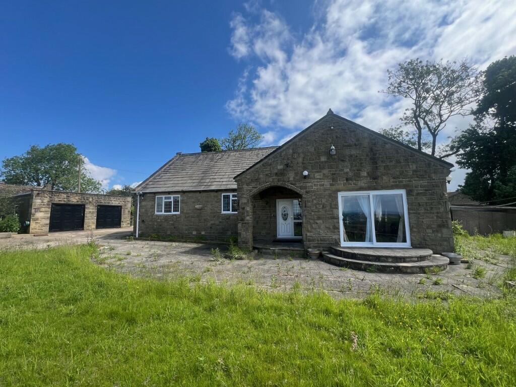 Property image for 11A Toftshaw Fold, Bradford, West Yorkshire, BD4