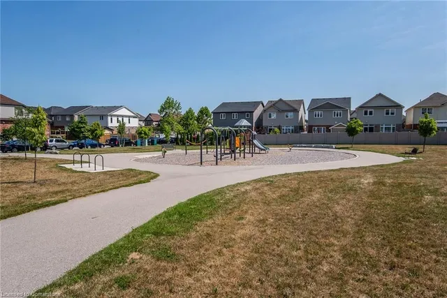 Additional image 39 of 70 Willowrun Dr Unit H 3