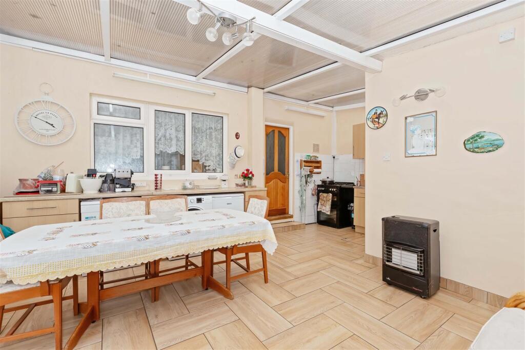 Additional image 8 of Grand Avenue, Worthing