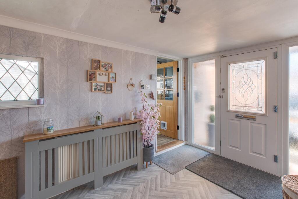 Additional image 4 of Foley Gardens, Stoke Prior, Worcestershire, B60