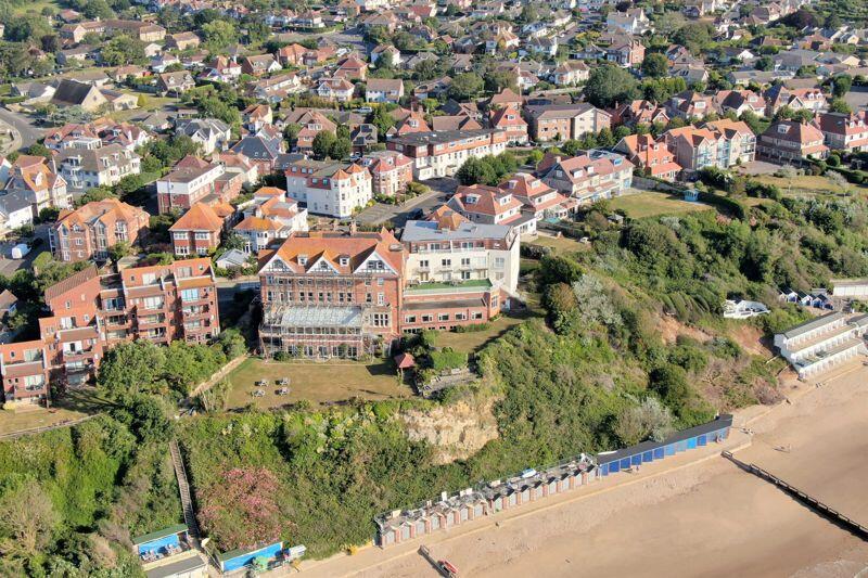 Additional image 18 of Spacious 3 Bedroom Apartment With Direct Sea Views & Beach Cabin