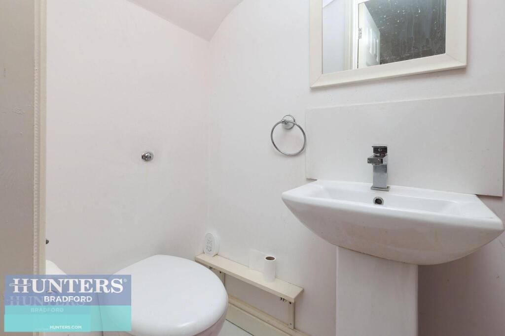 Additional image 11 of Lingwood Gardens Girlington, Bradford, West Yorkshire, BD8 9NY