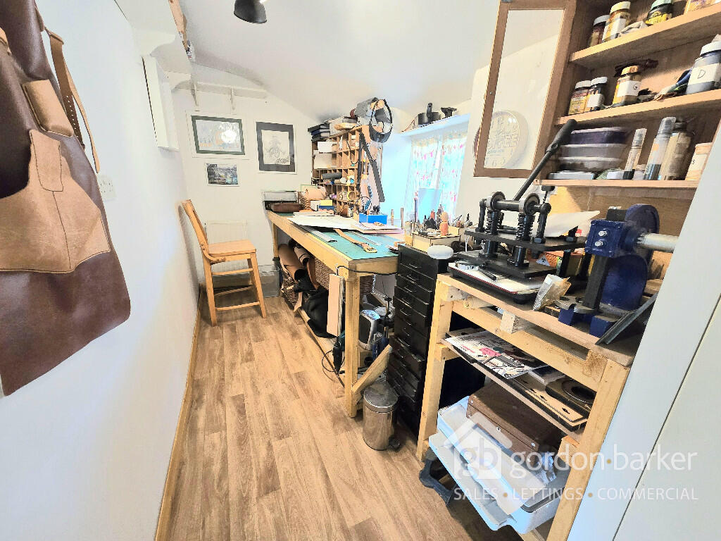 Additional image 28 of Crescent Road, Verwood, Dorset, BH31