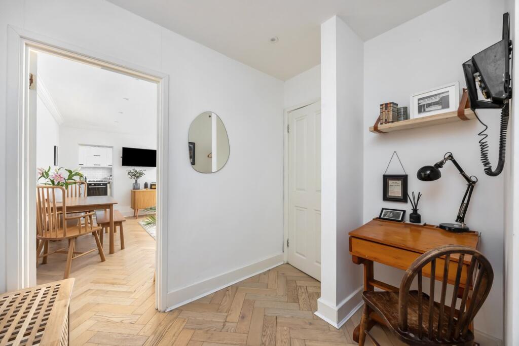 Additional image 7 of Compton Avenue, Brighton, BN1