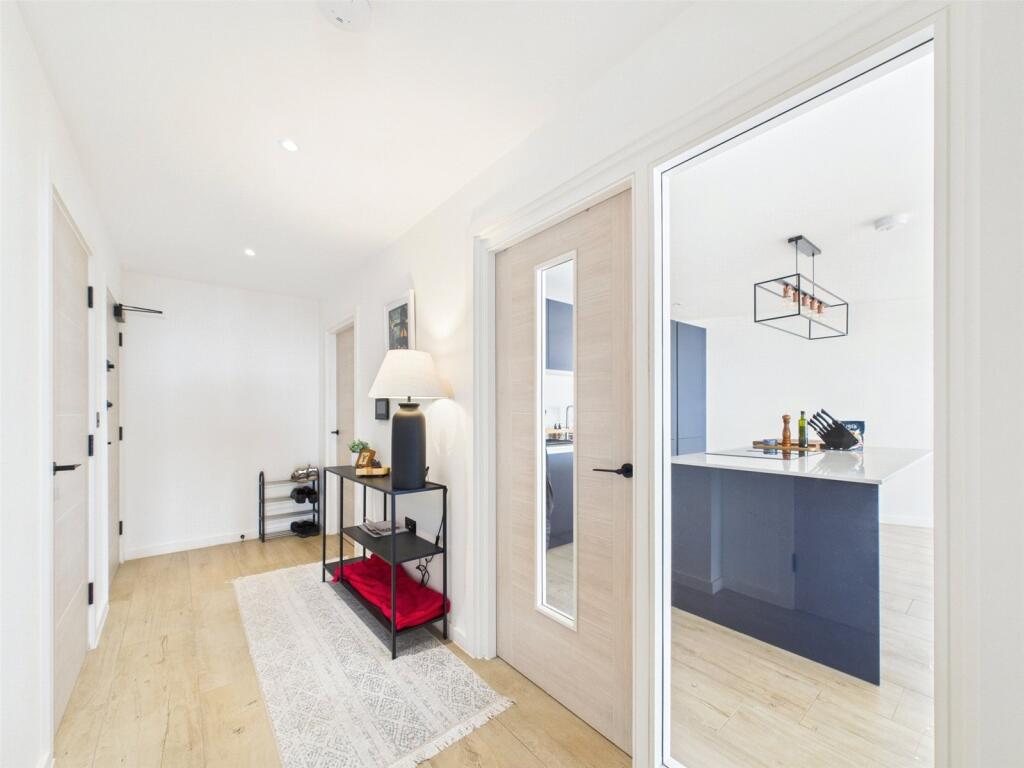 Additional image 15 of Southbourne Overcliff Drive, Bournemouth, BH6