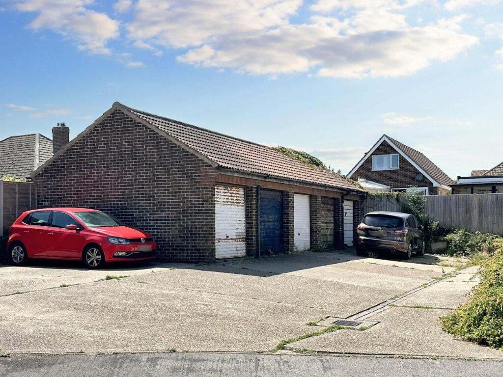 Additional image 14 of Rayford Close, Peacehaven, BN10 8JY